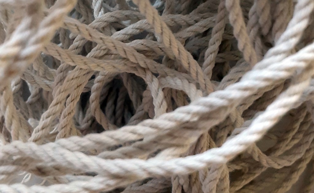 Unveiling Series :: Untangling a&nbsp;knot